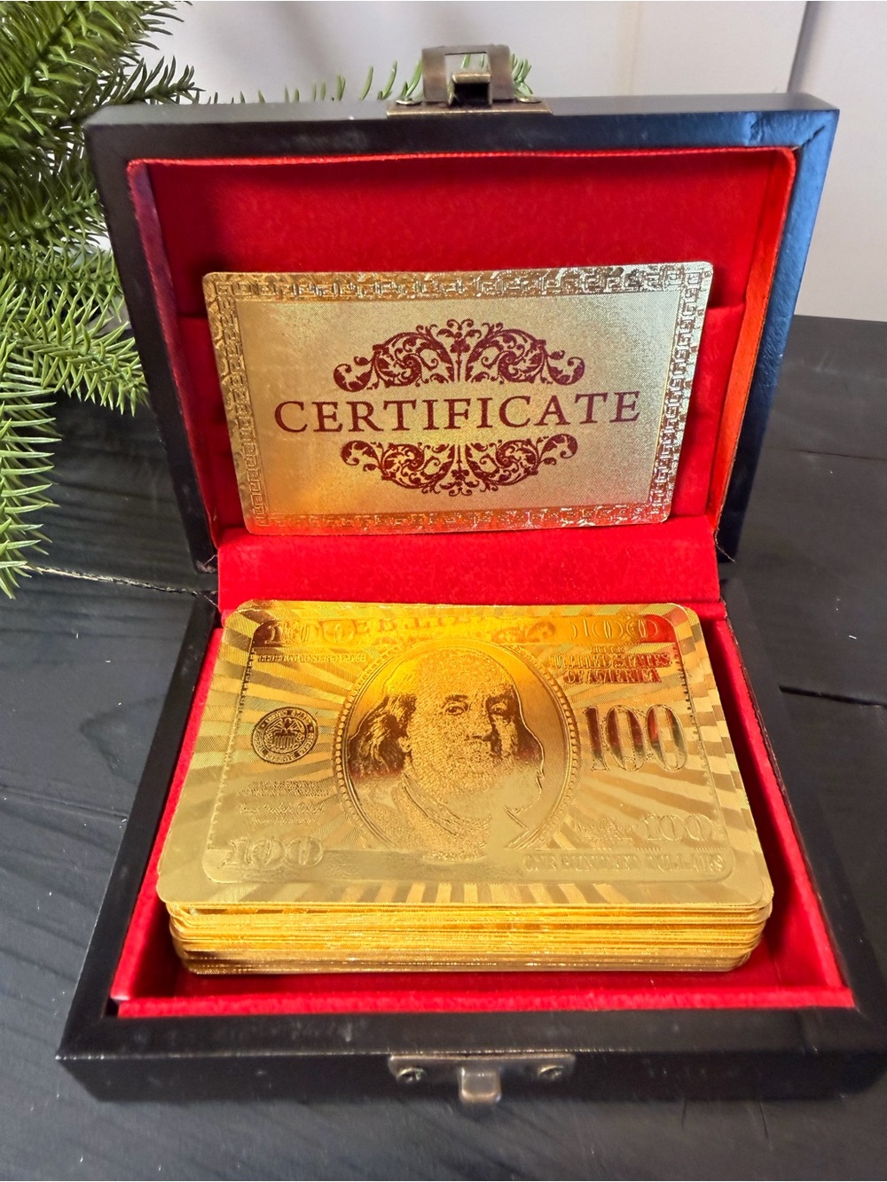 24K Gold Foil Deck of Playing Cards In Wooden Box 999.9 GF Unused